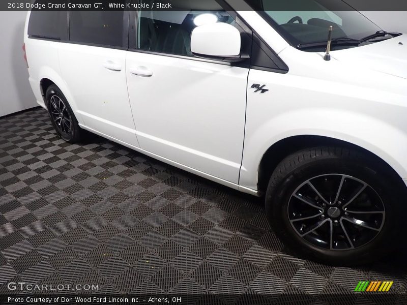 White Knuckle / Black 2018 Dodge Grand Caravan GT