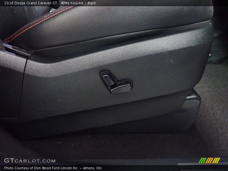 White Knuckle / Black 2018 Dodge Grand Caravan GT