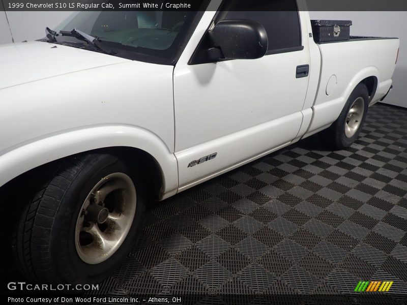 Summit White / Graphite 1999 Chevrolet S10 LS Regular Cab