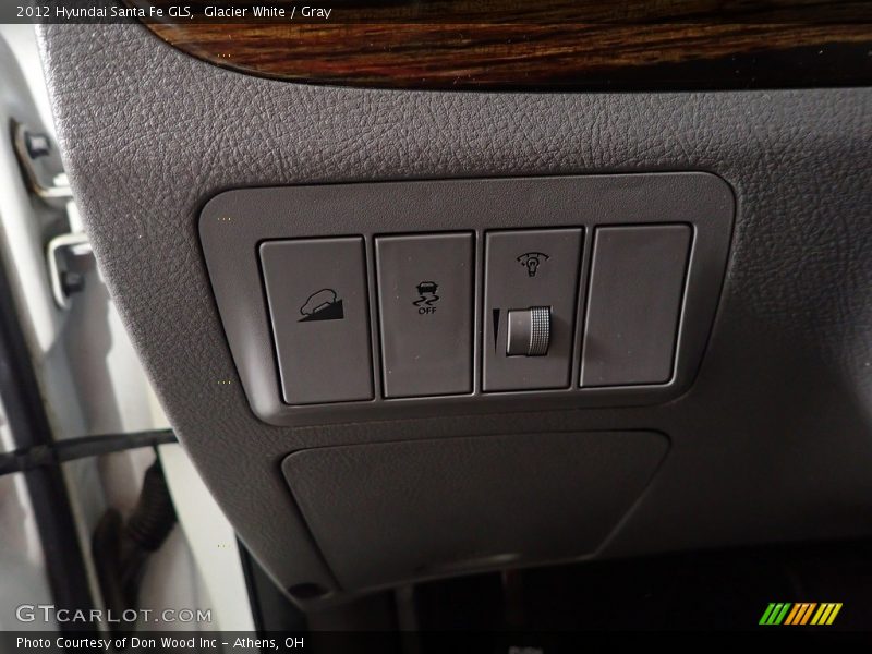 Glacier White / Gray 2012 Hyundai Santa Fe GLS