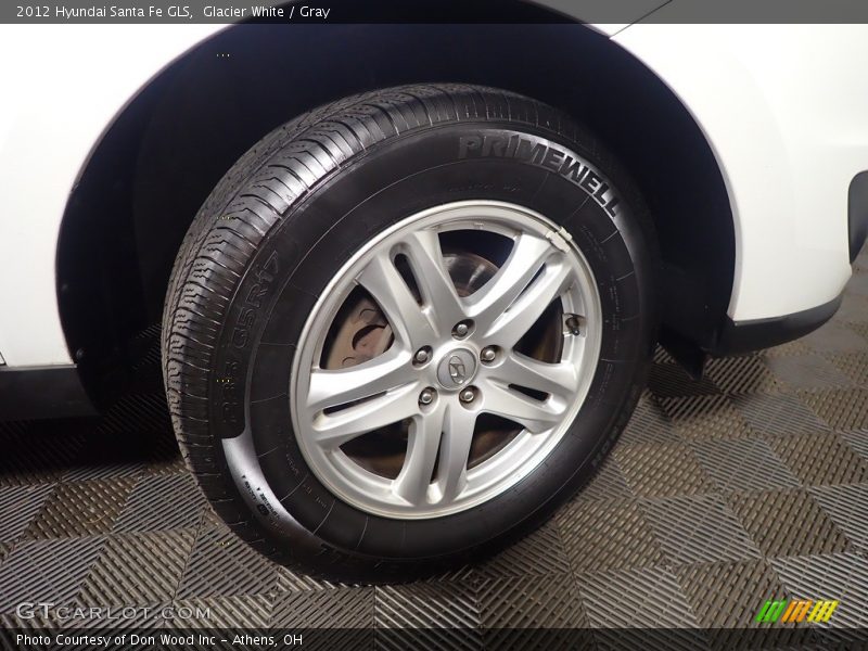 Glacier White / Gray 2012 Hyundai Santa Fe GLS