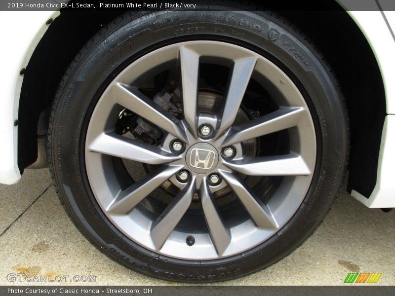 Platinum White Pearl / Black/Ivory 2019 Honda Civic EX-L Sedan
