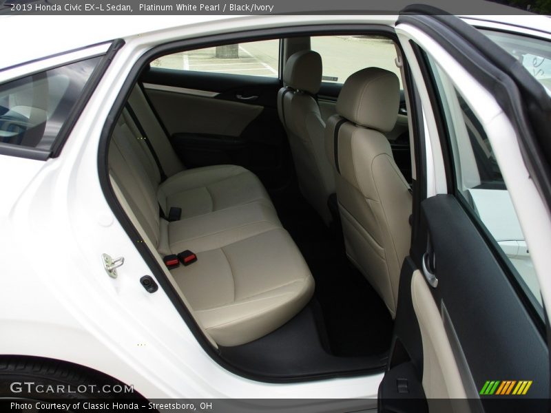 Platinum White Pearl / Black/Ivory 2019 Honda Civic EX-L Sedan