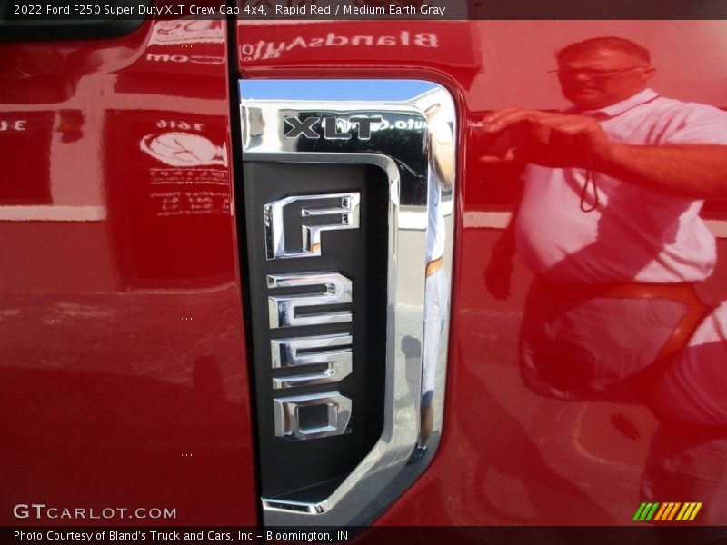 Rapid Red / Medium Earth Gray 2022 Ford F250 Super Duty XLT Crew Cab 4x4
