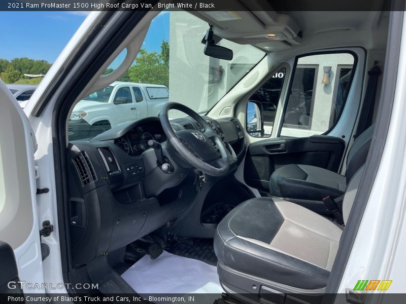 Bright White / Black 2021 Ram ProMaster 1500 High Roof Cargo Van