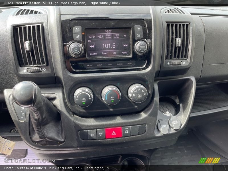 Bright White / Black 2021 Ram ProMaster 1500 High Roof Cargo Van