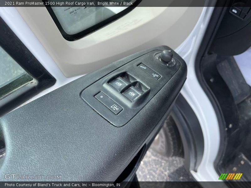 Bright White / Black 2021 Ram ProMaster 1500 High Roof Cargo Van