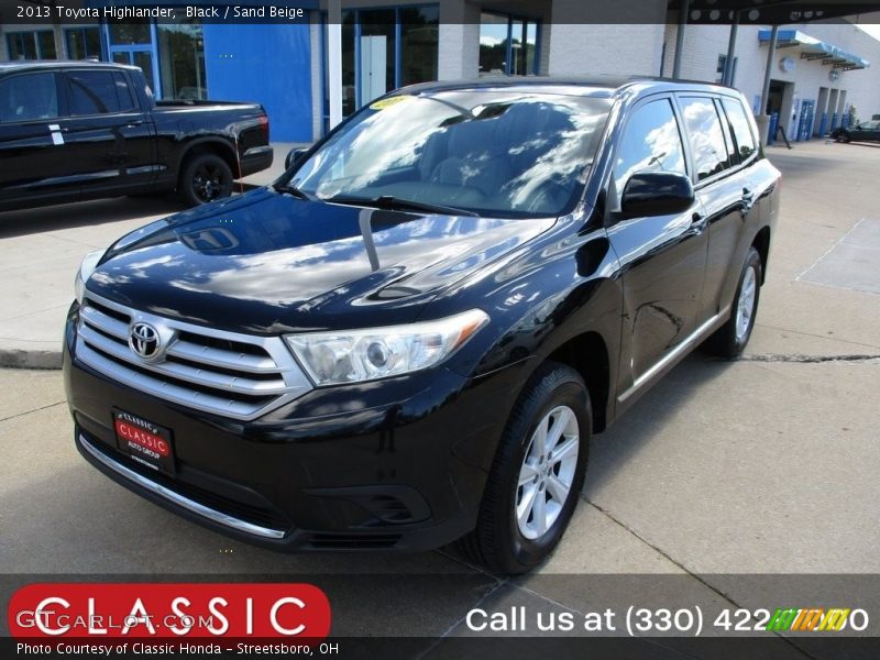 Black / Sand Beige 2013 Toyota Highlander