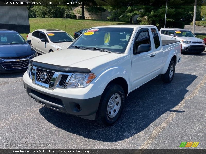 Glacier White / Steel 2019 Nissan Frontier S King Cab