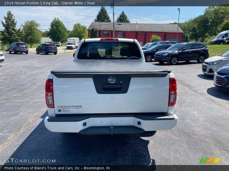 Glacier White / Steel 2019 Nissan Frontier S King Cab
