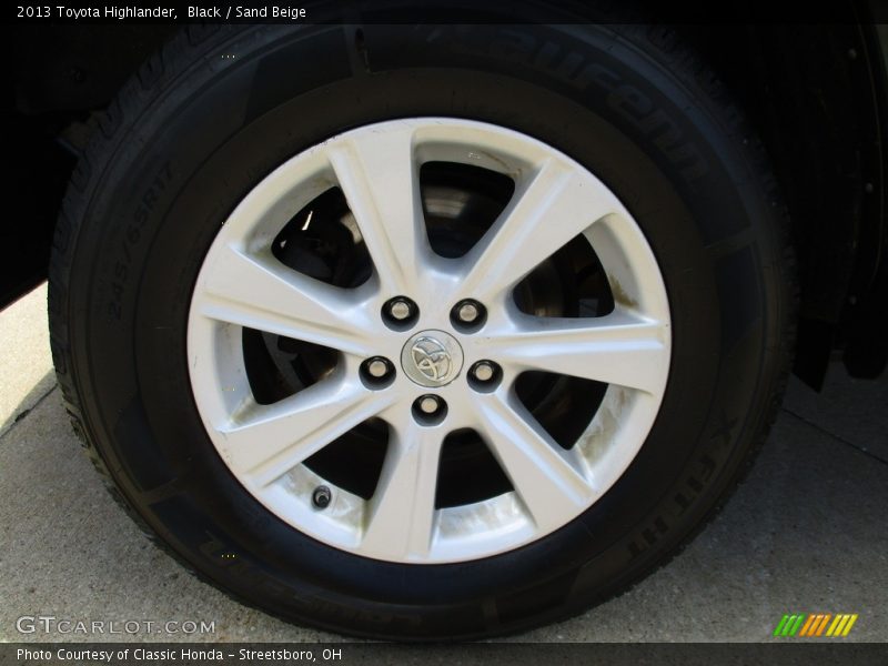 Black / Sand Beige 2013 Toyota Highlander