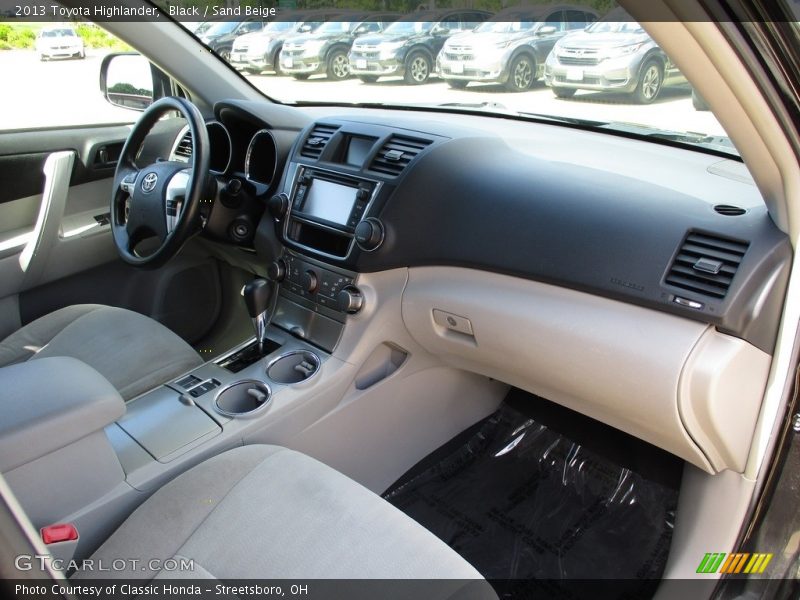 Black / Sand Beige 2013 Toyota Highlander