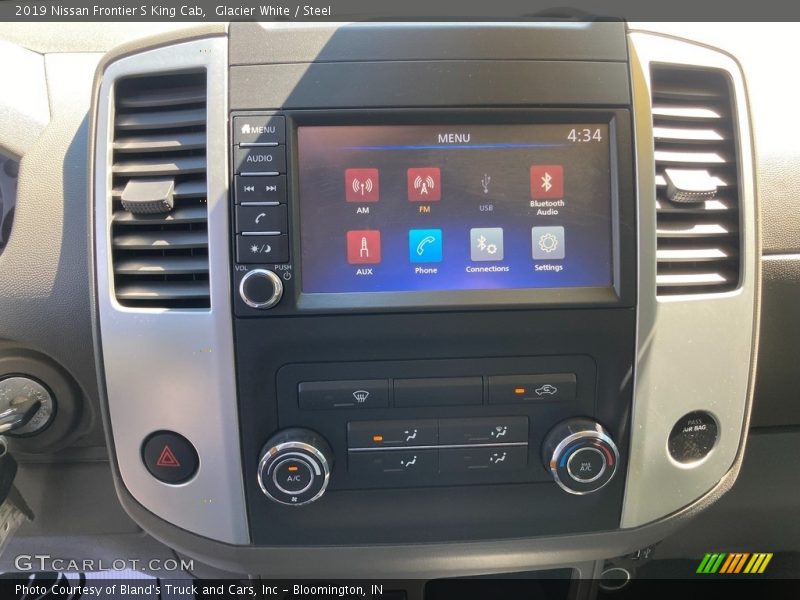 Glacier White / Steel 2019 Nissan Frontier S King Cab