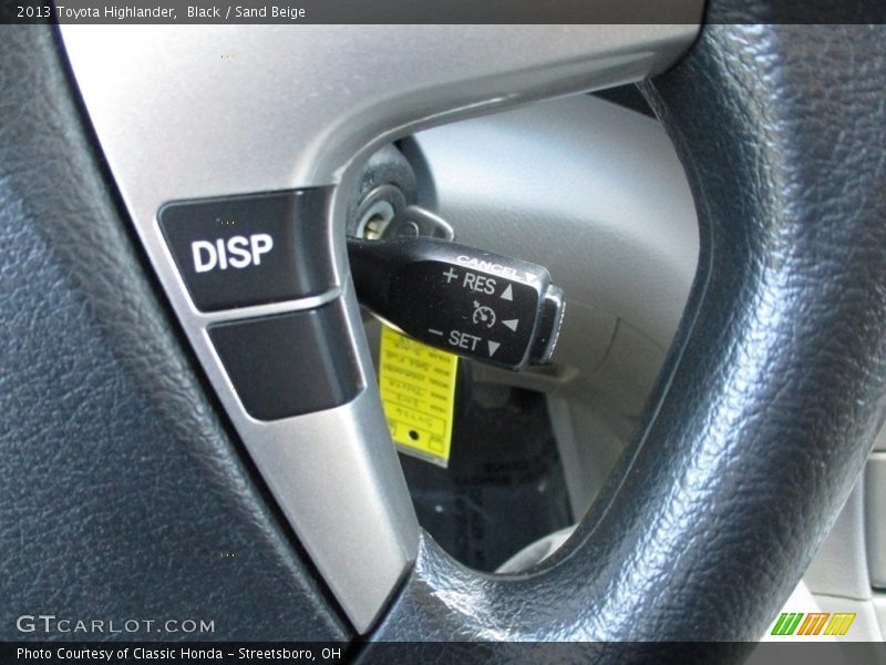 Black / Sand Beige 2013 Toyota Highlander