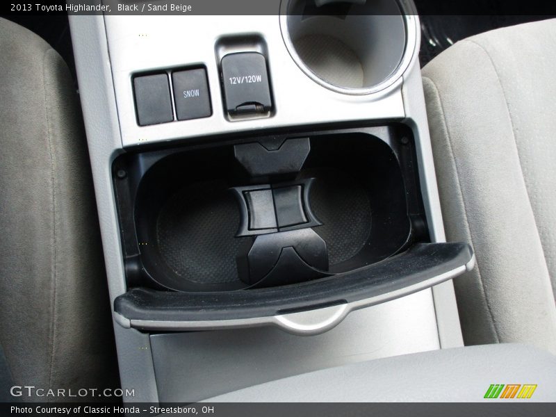 Black / Sand Beige 2013 Toyota Highlander