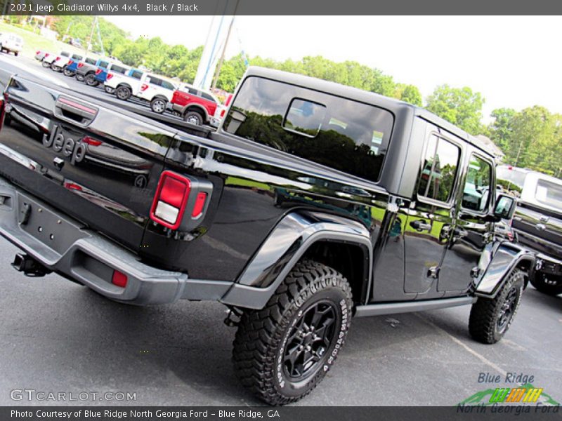 Black / Black 2021 Jeep Gladiator Willys 4x4
