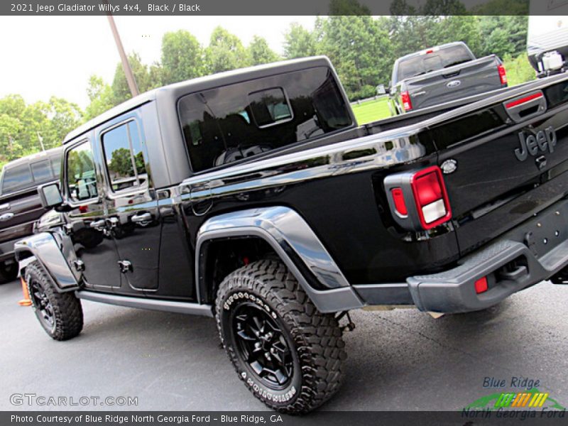 Black / Black 2021 Jeep Gladiator Willys 4x4