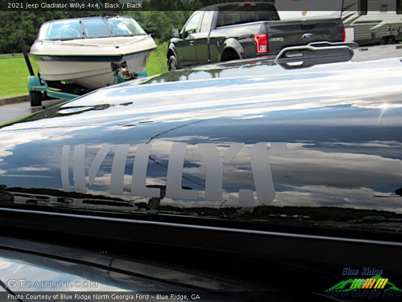 Black / Black 2021 Jeep Gladiator Willys 4x4