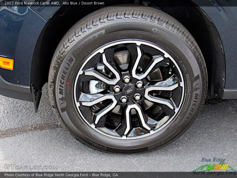  2022 Maverick Lariat AWD Wheel