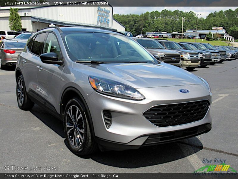 Iconic Silver / Sandstone 2022 Ford Escape SE 4WD Hybrid