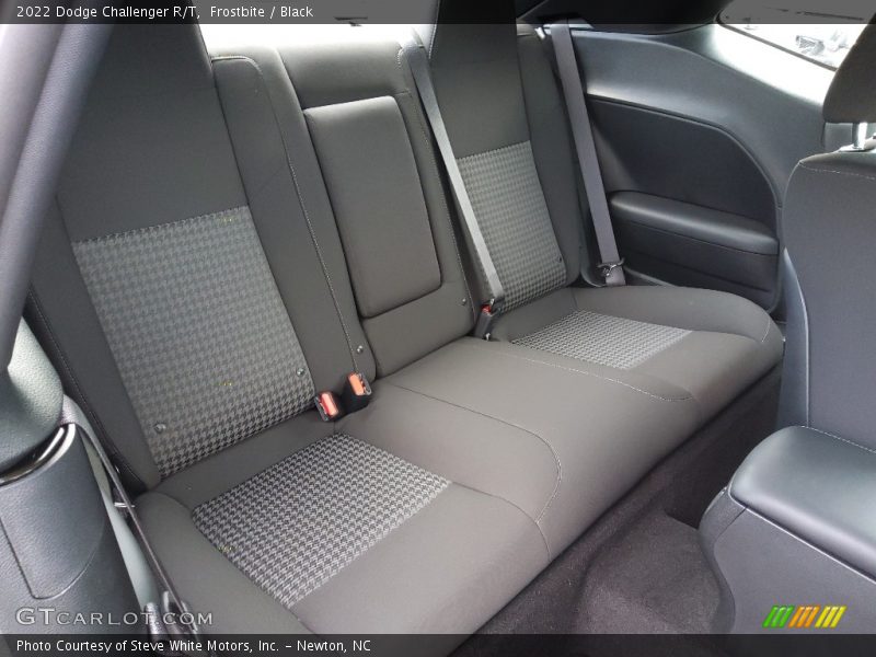 Frostbite / Black 2022 Dodge Challenger R/T