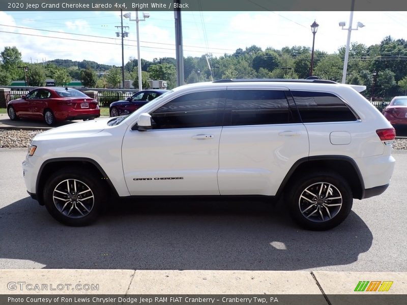 Bright White / Black 2020 Jeep Grand Cherokee Laredo 4x4