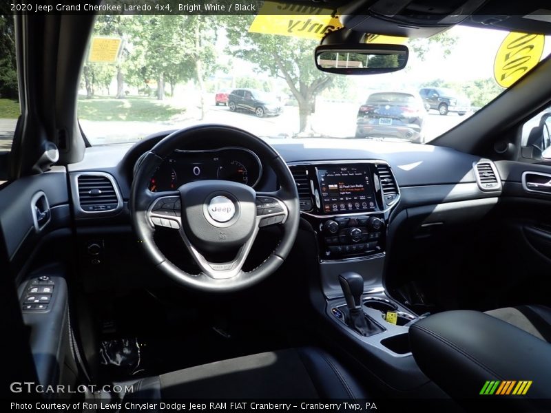 Bright White / Black 2020 Jeep Grand Cherokee Laredo 4x4