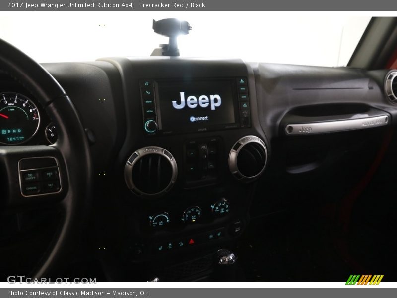 Firecracker Red / Black 2017 Jeep Wrangler Unlimited Rubicon 4x4