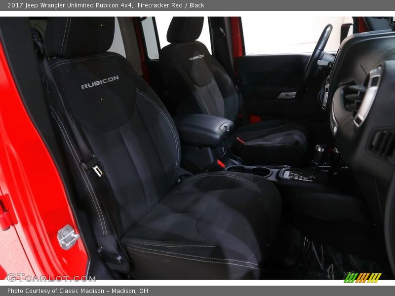 Firecracker Red / Black 2017 Jeep Wrangler Unlimited Rubicon 4x4