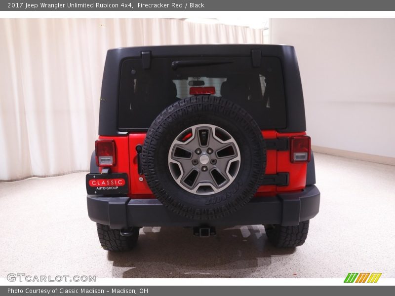 Firecracker Red / Black 2017 Jeep Wrangler Unlimited Rubicon 4x4