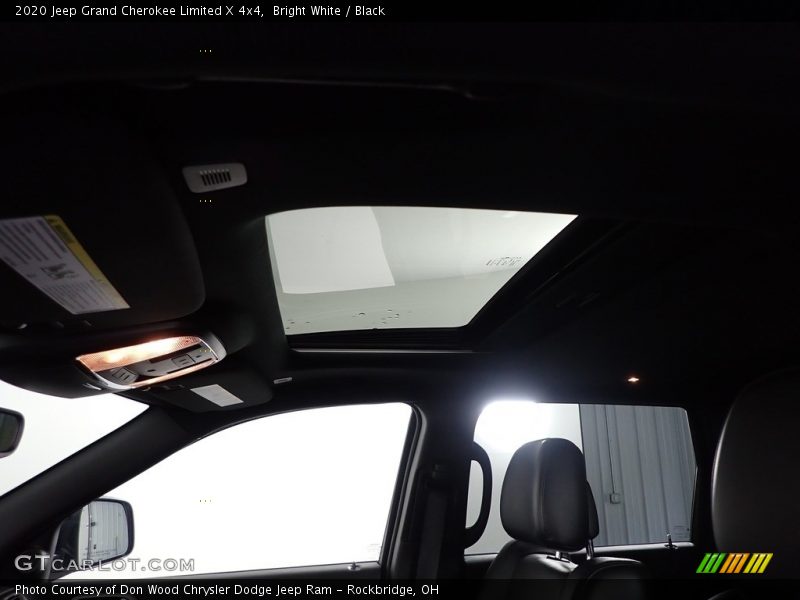 Bright White / Black 2020 Jeep Grand Cherokee Limited X 4x4