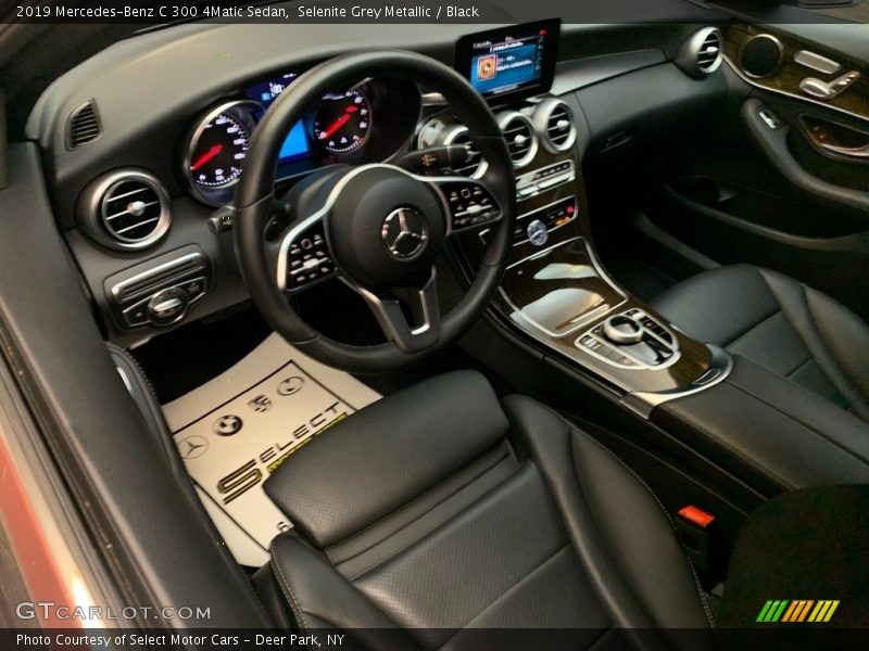 Selenite Grey Metallic / Black 2019 Mercedes-Benz C 300 4Matic Sedan