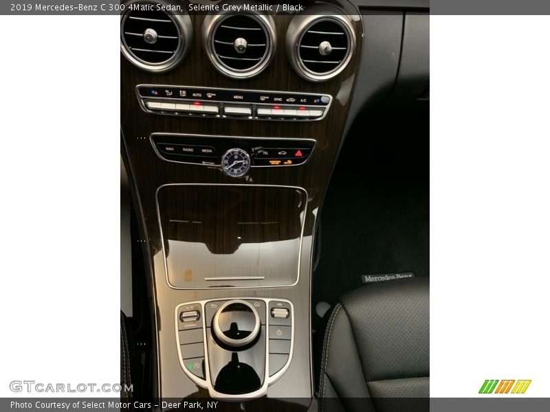 Selenite Grey Metallic / Black 2019 Mercedes-Benz C 300 4Matic Sedan