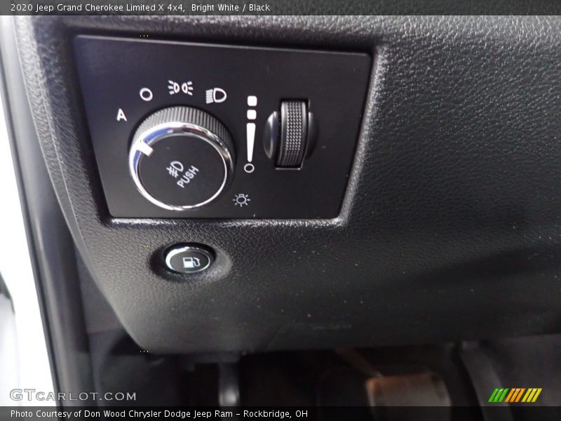 Bright White / Black 2020 Jeep Grand Cherokee Limited X 4x4