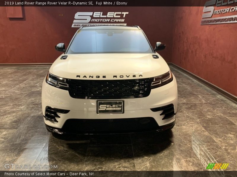 Fuji White / Ebony 2019 Land Rover Range Rover Velar R-Dynamic SE