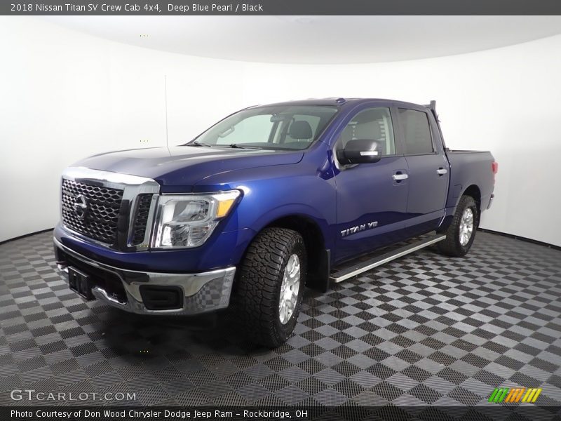 Deep Blue Pearl / Black 2018 Nissan Titan SV Crew Cab 4x4