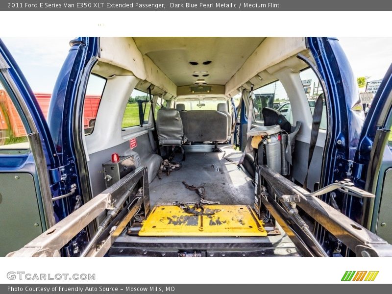 Dark Blue Pearl Metallic / Medium Flint 2011 Ford E Series Van E350 XLT Extended Passenger