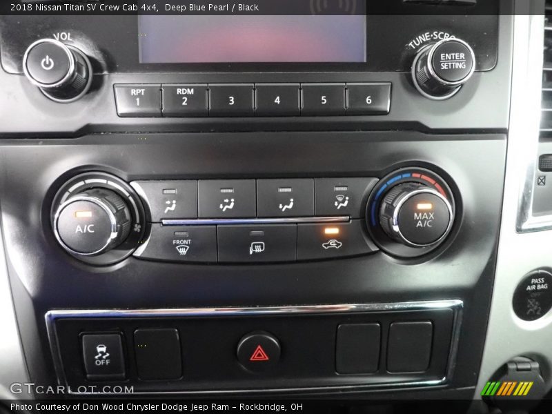Deep Blue Pearl / Black 2018 Nissan Titan SV Crew Cab 4x4
