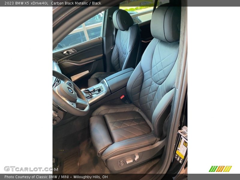 Front Seat of 2023 X5 xDrive40i