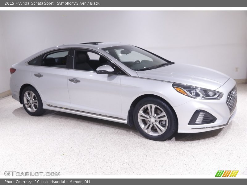 Symphony Silver / Black 2019 Hyundai Sonata Sport