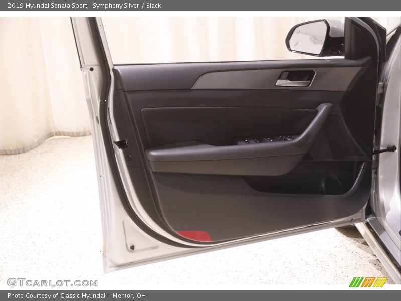 Symphony Silver / Black 2019 Hyundai Sonata Sport