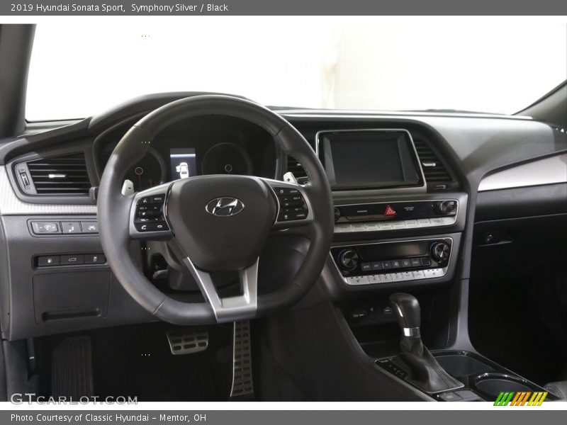 Symphony Silver / Black 2019 Hyundai Sonata Sport