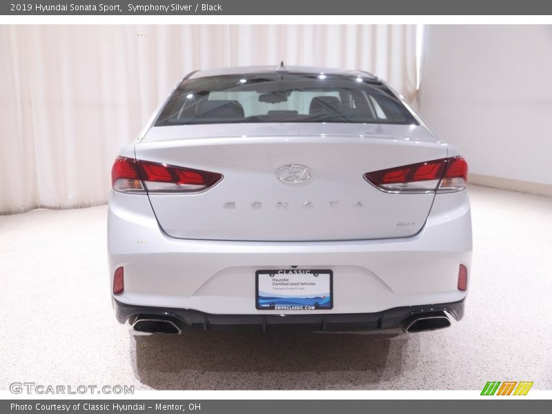Symphony Silver / Black 2019 Hyundai Sonata Sport