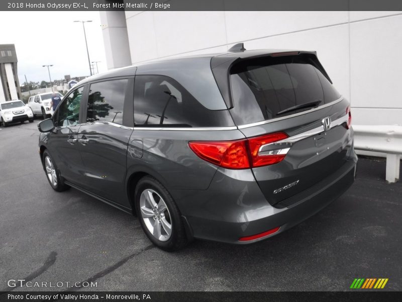 Forest Mist Metallic / Beige 2018 Honda Odyssey EX-L