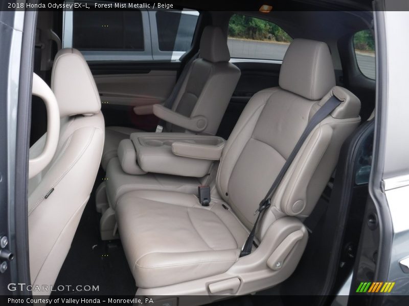 Forest Mist Metallic / Beige 2018 Honda Odyssey EX-L