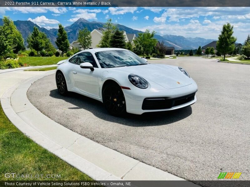 Front 3/4 View of 2022 911 Carrera