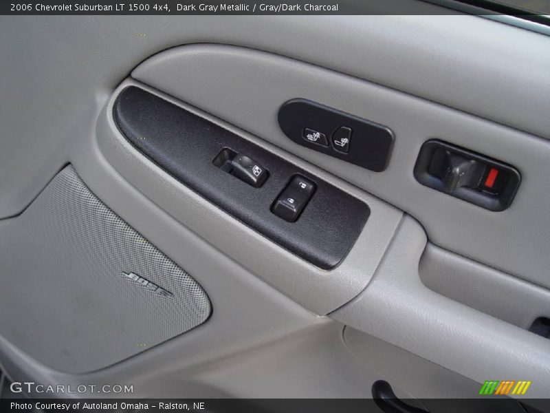Dark Gray Metallic / Gray/Dark Charcoal 2006 Chevrolet Suburban LT 1500 4x4