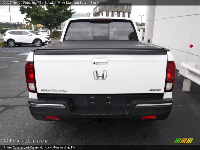 White Diamond Pearl / Black 2017 Honda Ridgeline RTL-E AWD