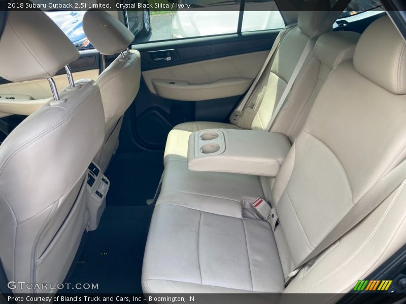 Crystal Black Silica / Ivory 2018 Subaru Outback 2.5i Limited