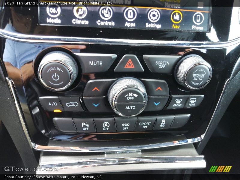 Bright White / Black 2020 Jeep Grand Cherokee Altitude 4x4